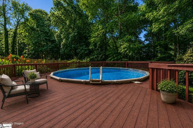 1112 Willow Branch Drive, Simpsonville, SC 29680