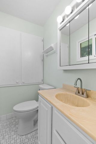 6540 Zealand Avenue N, Brooklyn Park, MN 55428