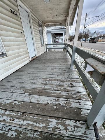 2420 Bay Street, Saginaw, MI 48602