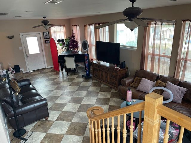 2532 Oakwood Terrace, Haltom City, TX 76117