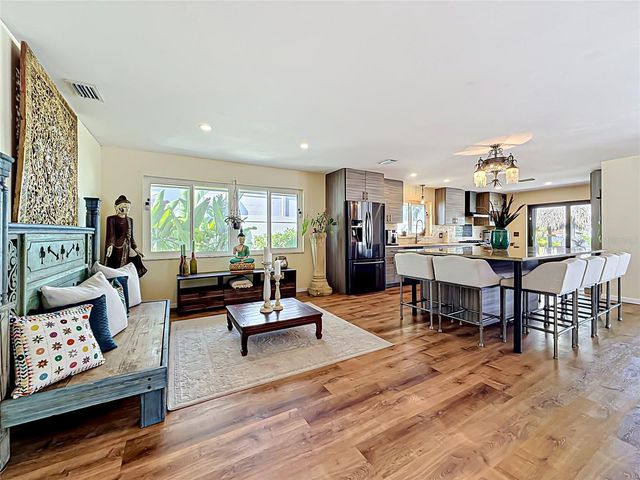 2162 W VINA DEL MAR BOULEVARD, St Pete Beach, FL 33706