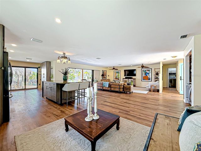 2162 W VINA DEL MAR BOULEVARD, St Pete Beach, FL 33706