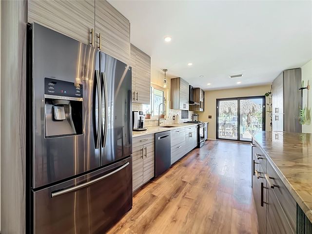 2162 W VINA DEL MAR BOULEVARD, St Pete Beach, FL 33706