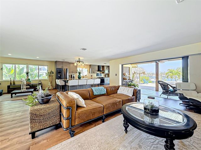 2162 W VINA DEL MAR BOULEVARD, St Pete Beach, FL 33706