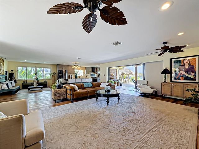 2162 W VINA DEL MAR BOULEVARD, St Pete Beach, FL 33706