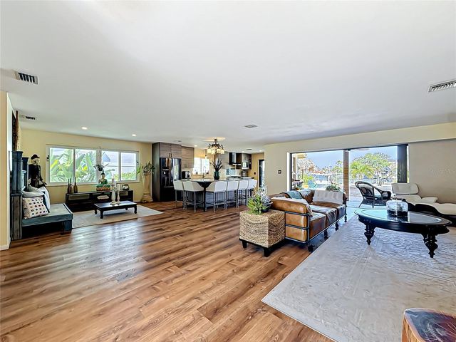 2162 W VINA DEL MAR BOULEVARD, St Pete Beach, FL 33706