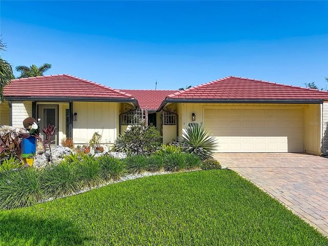 2162 W VINA DEL MAR BOULEVARD, St Pete Beach, FL 33706