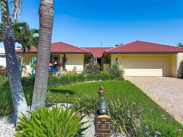 2162 W VINA DEL MAR BOULEVARD, St Pete Beach, FL 33706