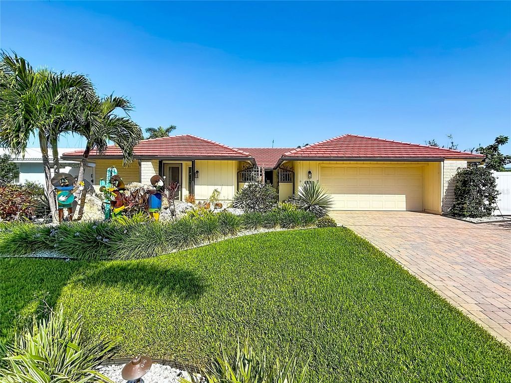 2162 W VINA DEL MAR BOULEVARD, St Pete Beach, FL 33706