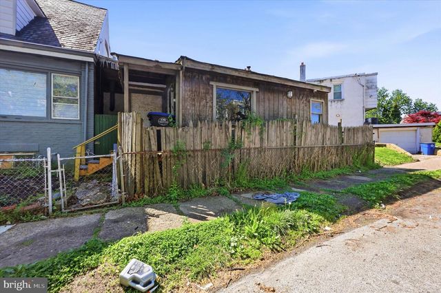 817 W 11TH ST, Chester, PA 19013