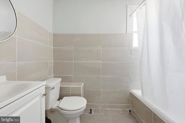 817 W 11TH ST, Chester, PA 19013