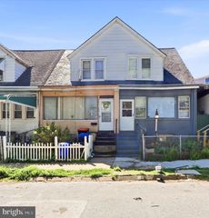 817 W 11TH ST, Chester, PA 19013