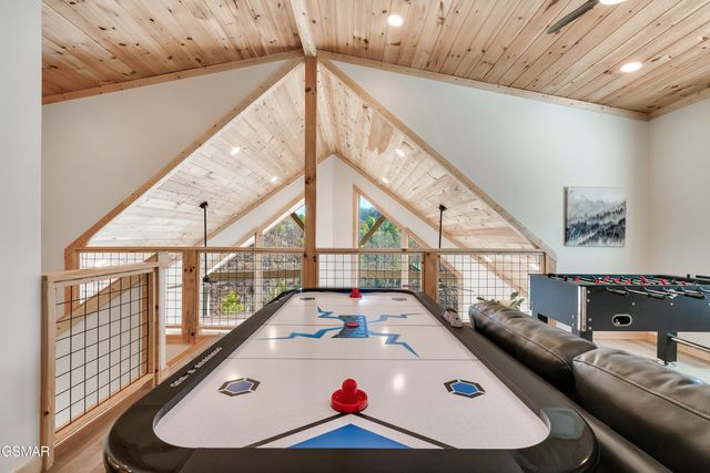 3138 Stepping Stone Drive, Sevierville, TN 37862