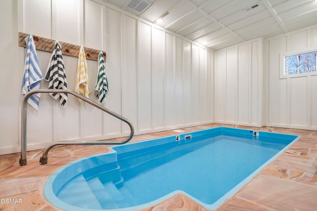 3138 Stepping Stone Drive, Sevierville, TN 37862