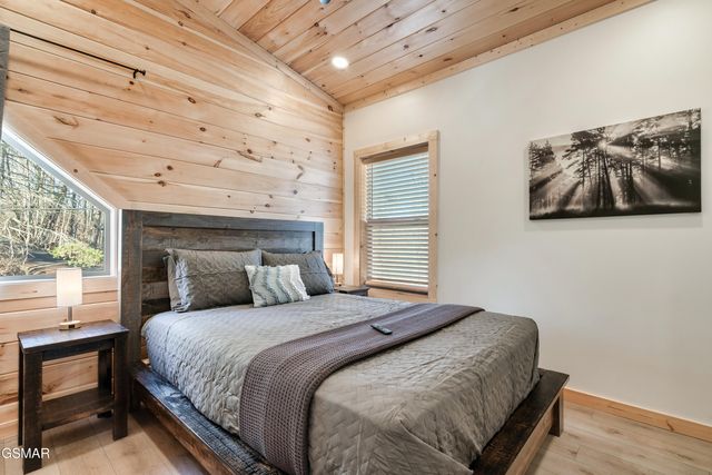 3138 Stepping Stone Drive, Sevierville, TN 37862