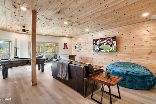 3138 Stepping Stone Drive, Sevierville, TN 37862