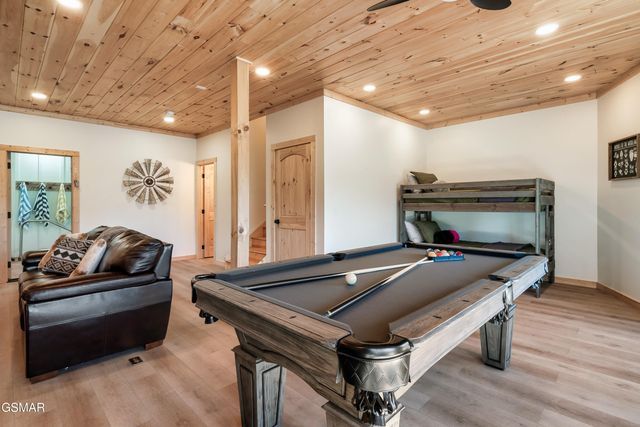 3138 Stepping Stone Drive, Sevierville, TN 37862