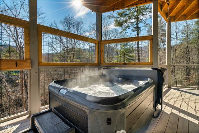 3138 Stepping Stone Drive, Sevierville, TN 37862