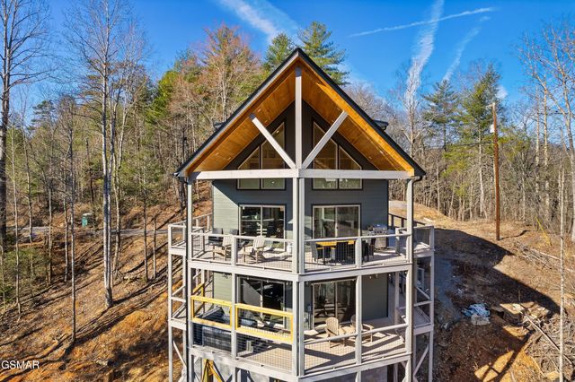 3138 Stepping Stone Drive, Sevierville, TN 37862