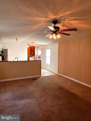 20 SPRUCE LN, Manchester, PA 17345