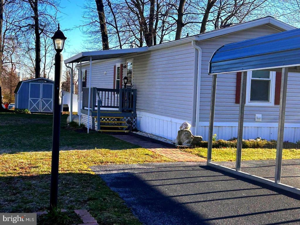 20 SPRUCE LN, Manchester, PA 17345