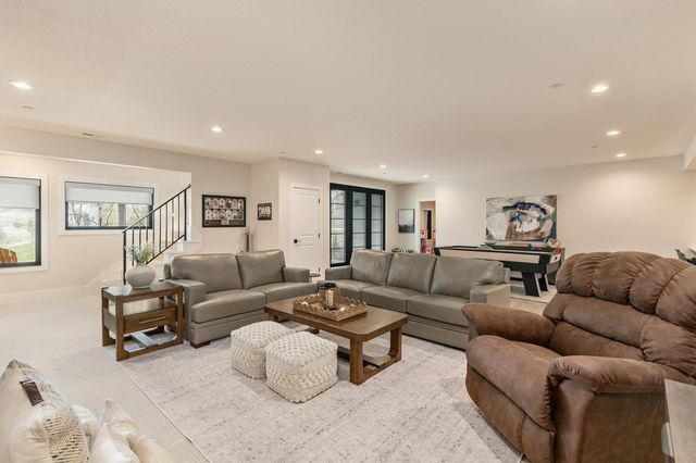 5094 Grand Ridge Drive, West Des Moines, IA 50265