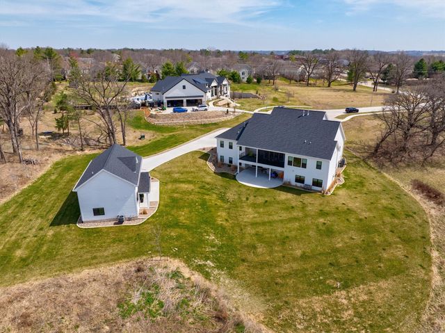 5094 Grand Ridge Drive, West Des Moines, IA 50265