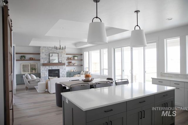 2545 E Cavern Dr., Meridian, ID 83642