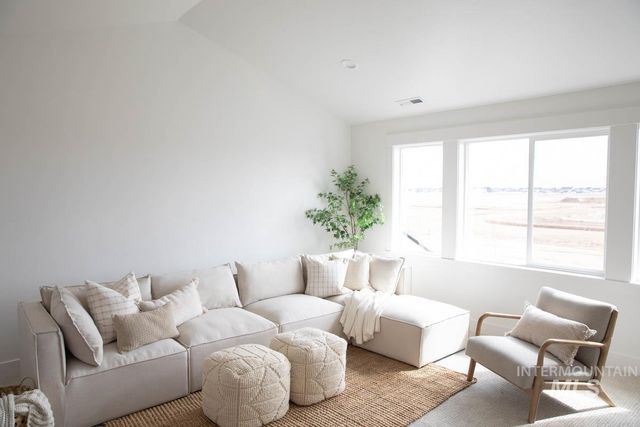 2545 E Cavern Dr., Meridian, ID 83642