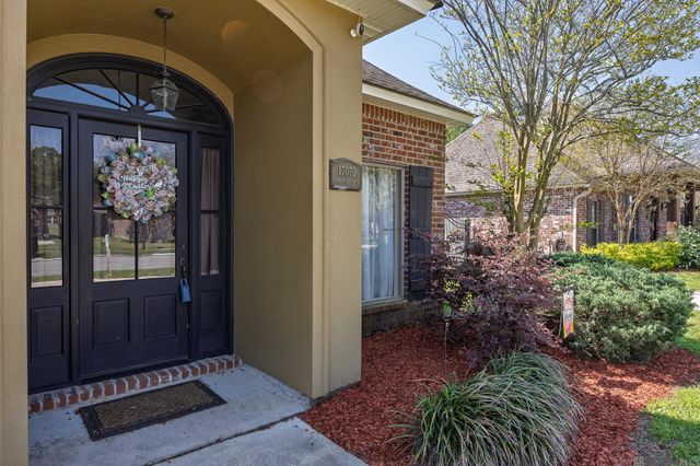 17070 Bradford Ave, Greenwell Springs, LA 70739