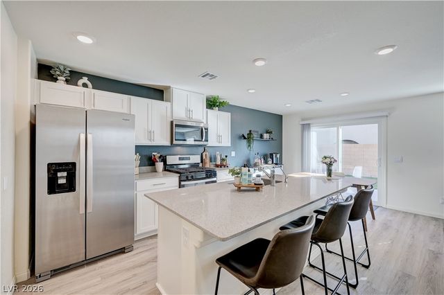 623 Harmony Rock Avenue, North Las Vegas, NV 89081