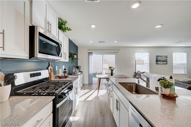 623 Harmony Rock Avenue, North Las Vegas, NV 89081