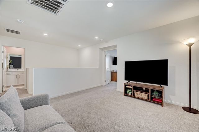 623 Harmony Rock Avenue, North Las Vegas, NV 89081