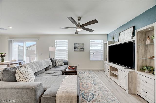 623 Harmony Rock Avenue, North Las Vegas, NV 89081