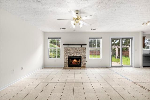 3740 Crescent Walk Lane, Suwanee, GA 30024