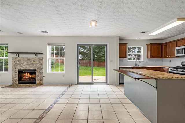 3740 Crescent Walk Lane, Suwanee, GA 30024