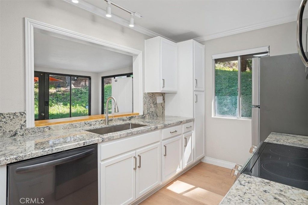 26331 Oakspur Drive C, Newhall, CA 91321 — exterior