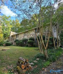 109 Hillside Trail, Gadsden, AL 35901