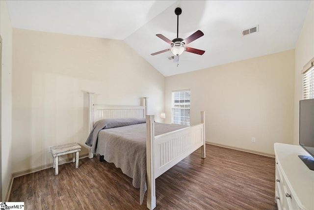 102 Teakwood Court, Boiling Springs, SC 29316