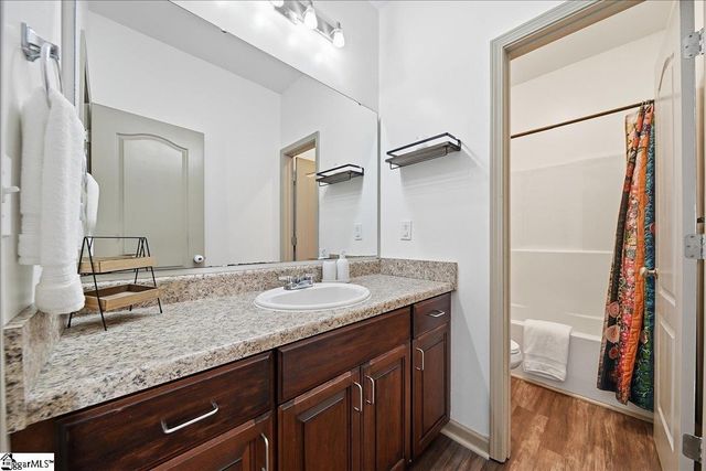 102 Teakwood Court, Boiling Springs, SC 29316