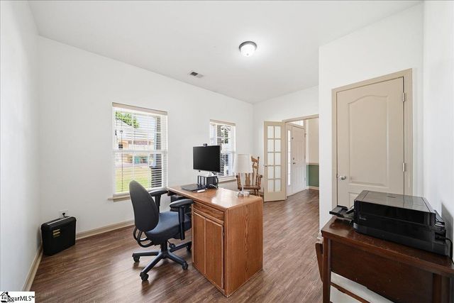 102 Teakwood Court, Boiling Springs, SC 29316