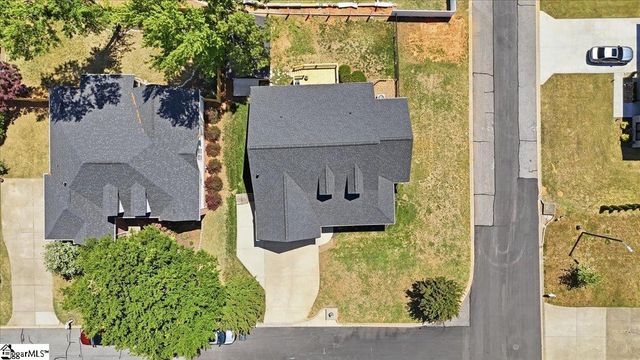 102 Teakwood Court, Boiling Springs, SC 29316