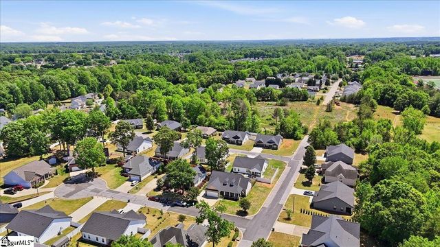 102 Teakwood Court, Boiling Springs, SC 29316