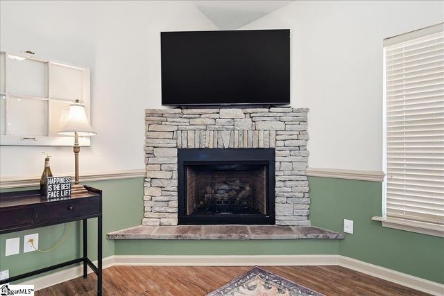 102 Teakwood Court, Boiling Springs, SC 29316
