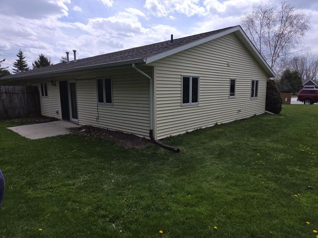 1002 Chrysler DRIVE, Mishicot, WI 54228