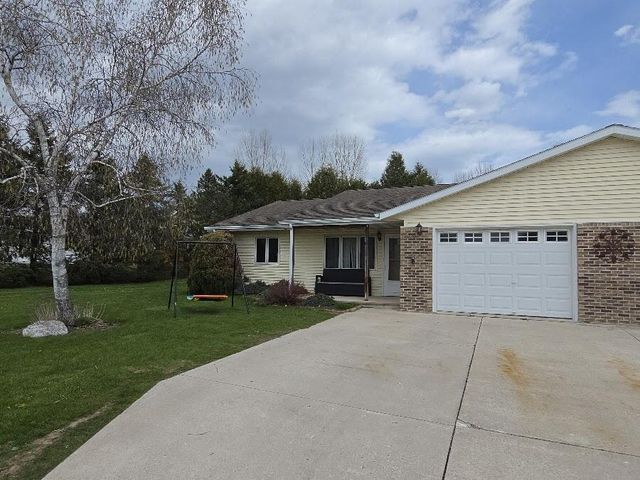 1002 Chrysler DRIVE, Mishicot, WI 54228