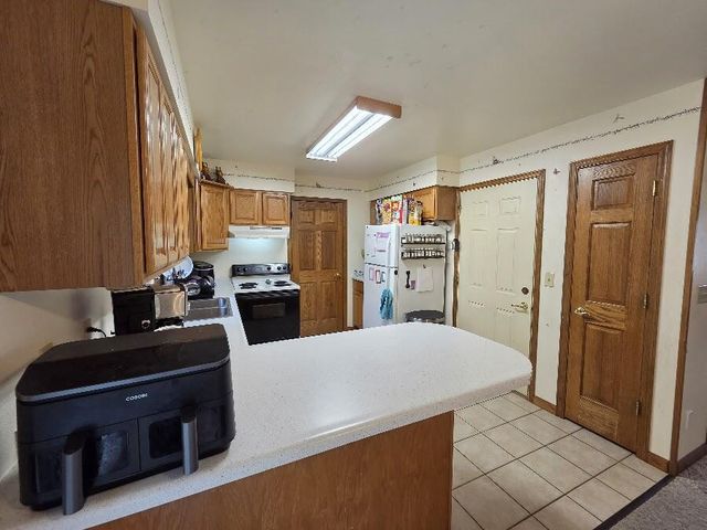 1002 Chrysler DRIVE, Mishicot, WI 54228