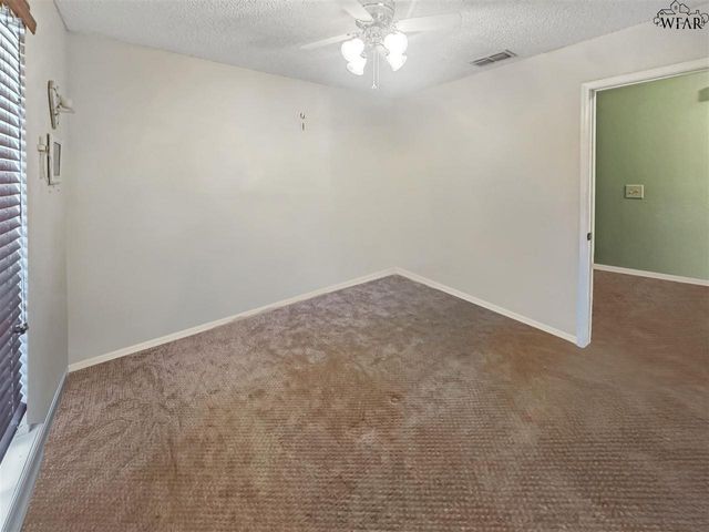 2702 SHEPHERDS GLEN, Wichita Falls, TX 76308