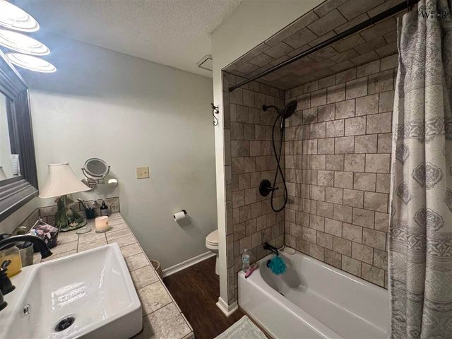 2702 SHEPHERDS GLEN, Wichita Falls, TX 76308