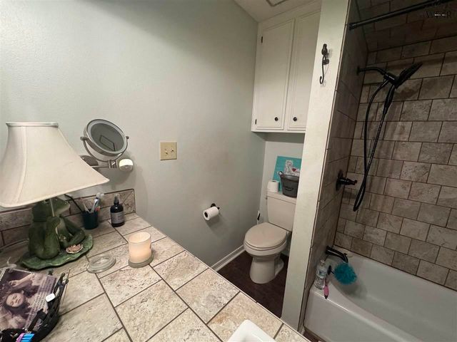 2702 SHEPHERDS GLEN, Wichita Falls, TX 76308